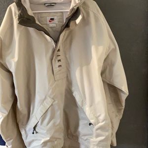 Nike men’s half zip hoodie!!